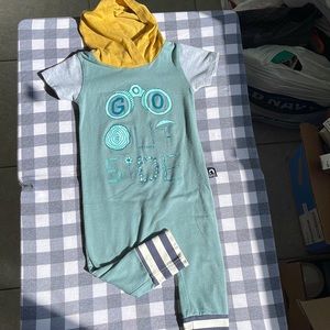 Rags to Raches hooded romper